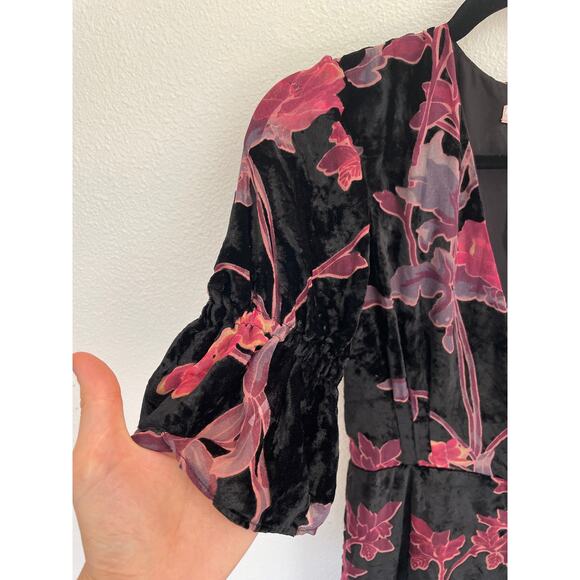 Hutch Black Motif Tiered Velvet Wrap Dress Size X Small - Picture 7 of 8